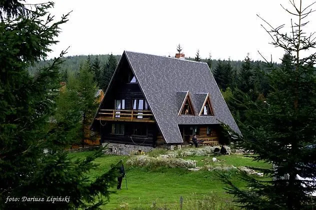 Albergue Schronisko Pttk <na Przeleczy Okraj< *