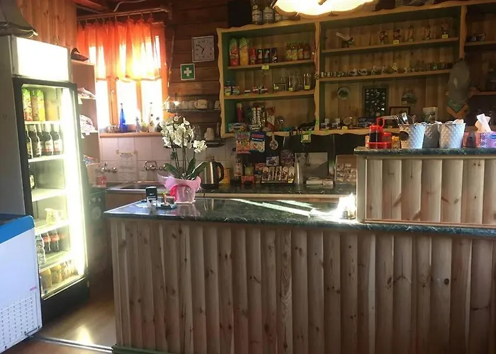 Albergue Schronisko Pttk <na Przeleczy Okraj< *